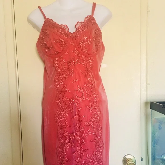 Elegent Slip Dress Women Dress - Picture 4 of 14